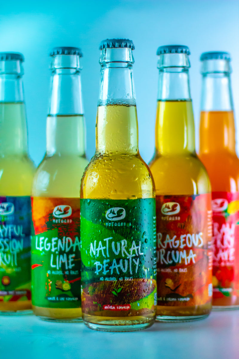 De vijf smaken van Untamed Kombucha, met Natural Beauty voorop